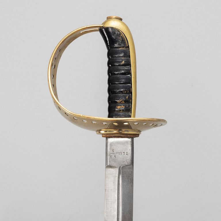 Sabre, Swedish, m/1893 for the cavalry. G.E. Svalling, Eskilstuna, with scabbard.