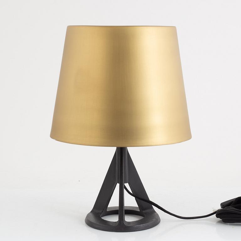 Tom Dixon, bordslampa, "Base", samtida.