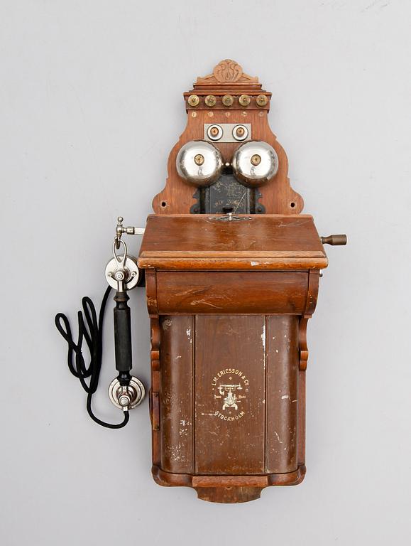 VÄGGTELEFON, LM Ericsson, Stockholm, tidigt 1900-tal.