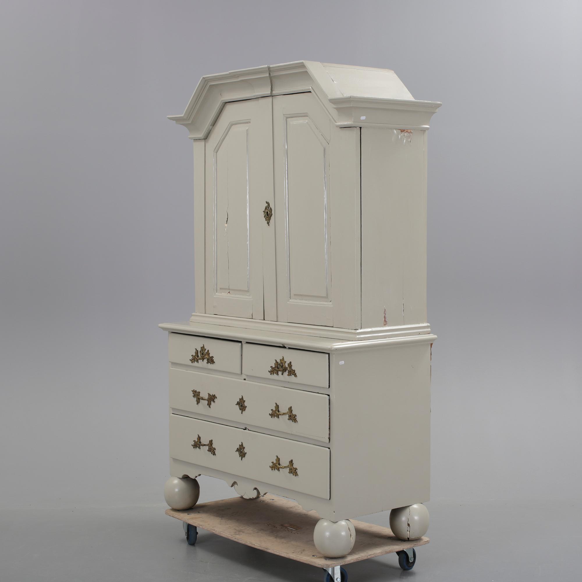 SKÅP, senbarock 1700-tal.