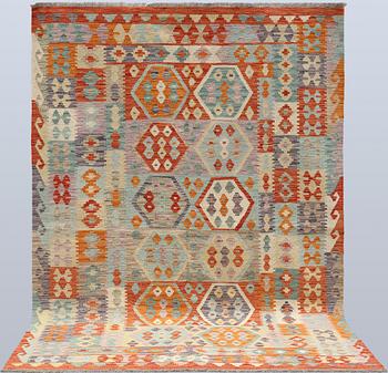 Matta, Kelim, 245 x 175 cm.