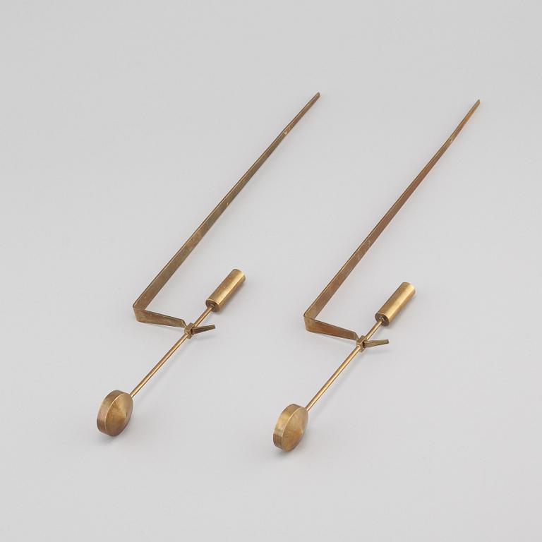 PIERRE FORSELL, vägglampetter, ett par, mässing, "Pendel", Skultuna, 1978.