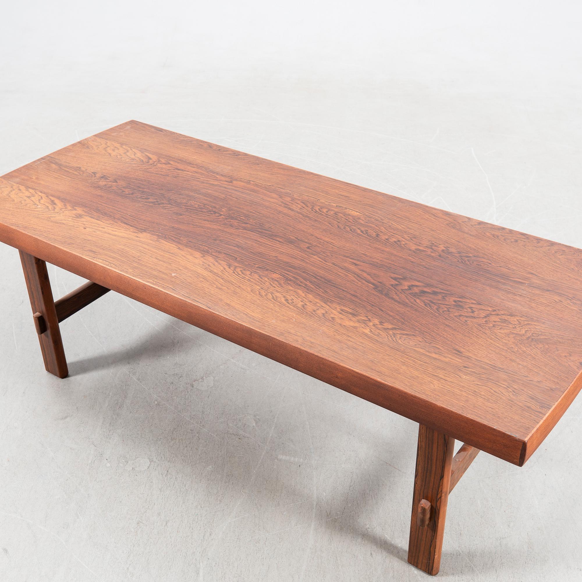 Coffee table, mid-20th century.