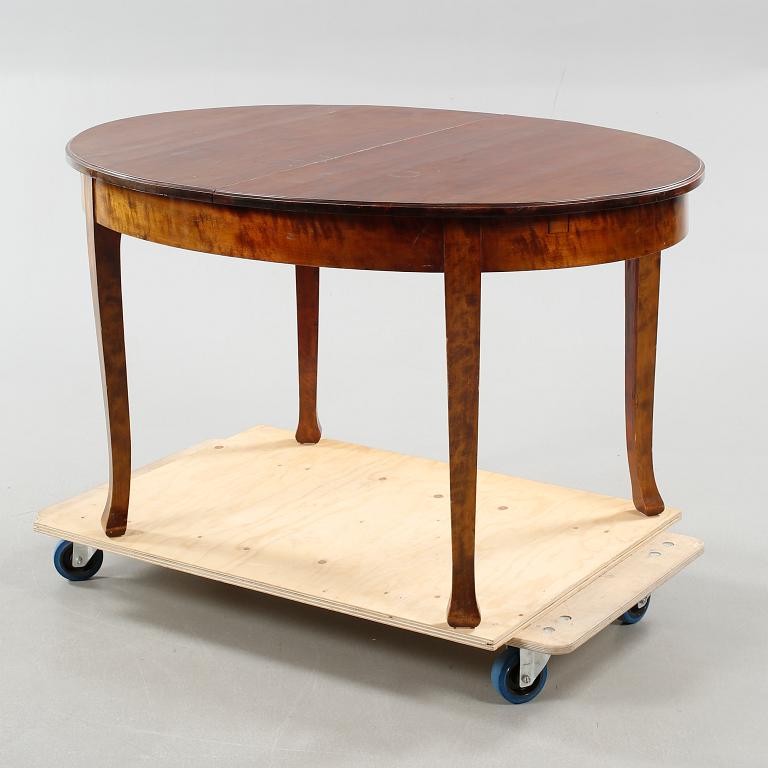 An early 20th century table.