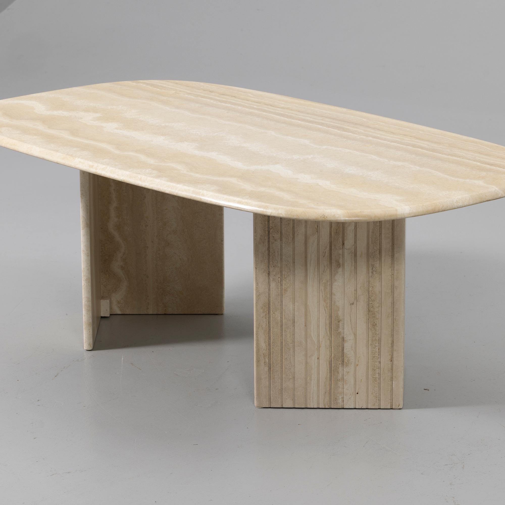 Coffee table, latter half of the 20th century.