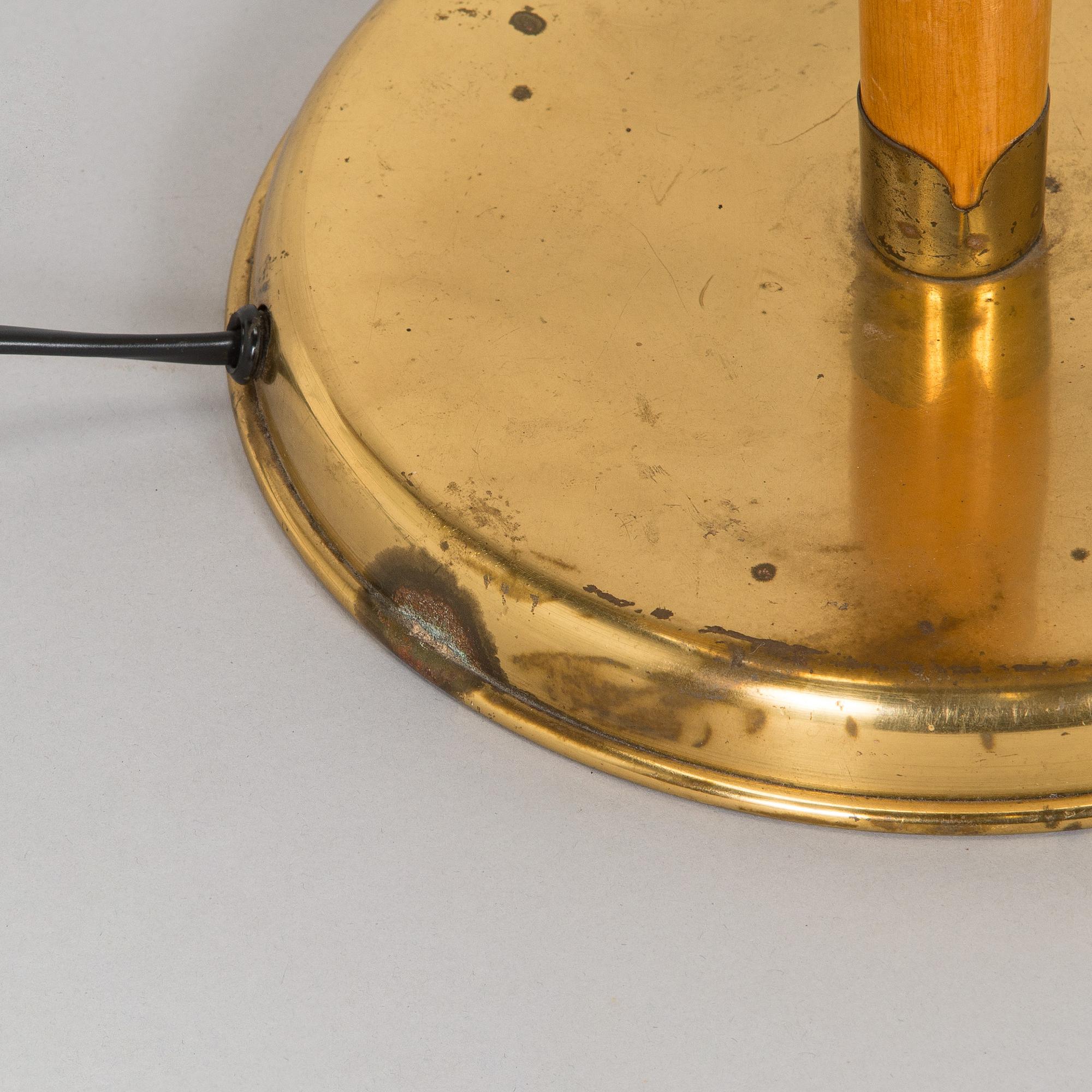 Lisa Johansson-Pape, a mid-20th century table lamp, model 2055, Stockmann Orno.