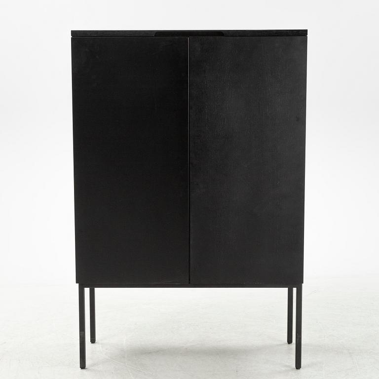 Skåp, ”Barn Cabinet”, Woud, Danmark, samtida.