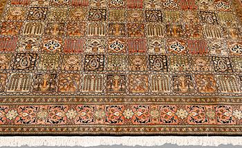 Matta, silke från Kashmir, ca 313 x 212 cm.