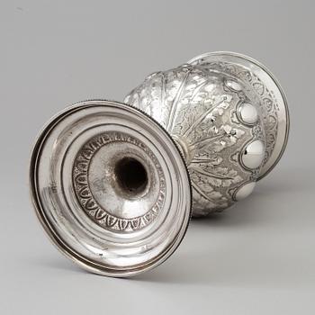 A silver goblet, William Spurrier, Birmingham, 1882.