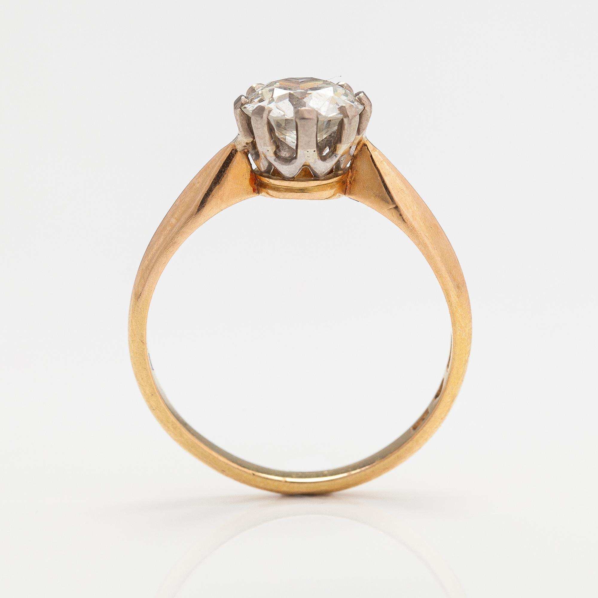 Ring, 18K guld, gammalslipad diamant ca 1.20 ct. Karl Andersson, Stockholm 1908.