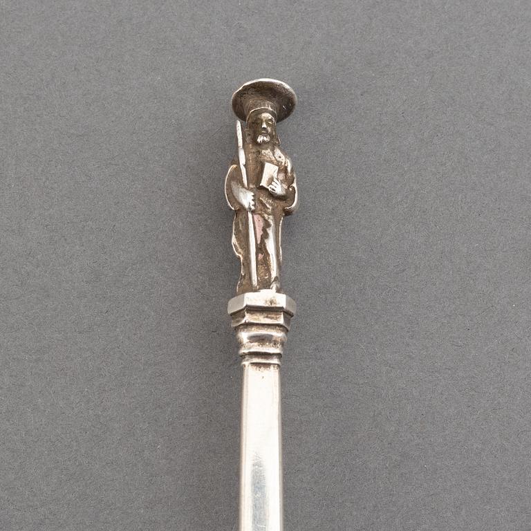 Four silver spoons, 18th/19th century.