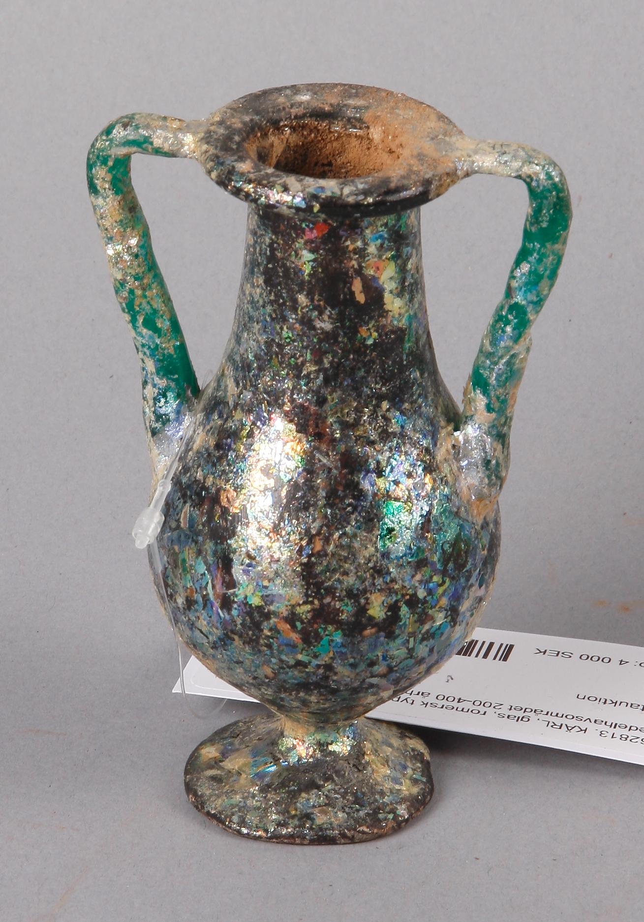 KÄRL, glas, romersk typ, Medelhavsområdet 200-400 århundradet e Kr.