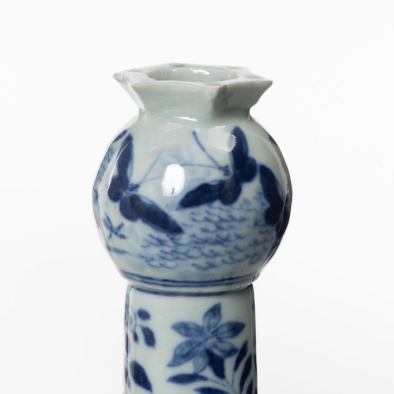 Two Chinese blue and white porcelain tulip vases, 20th century.
