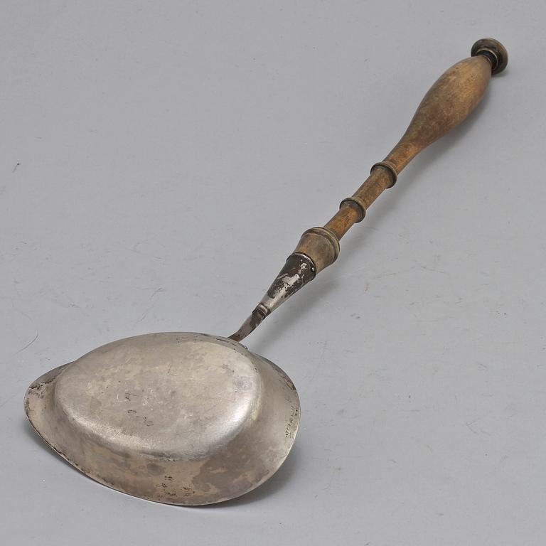 SOPPSLEV, silver samt trä, otydliga stmpl, Sverige, 1800-tal.