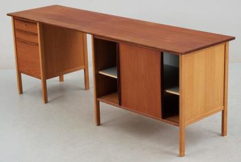 SKRIVBORD, enligt uppgift Nordiska Kompaniet ur Serien Bo, omkring 1900-talets mitt.