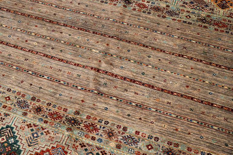 Carpet, modern, Afghanistan/Pakistan, 238 x 170 cm.