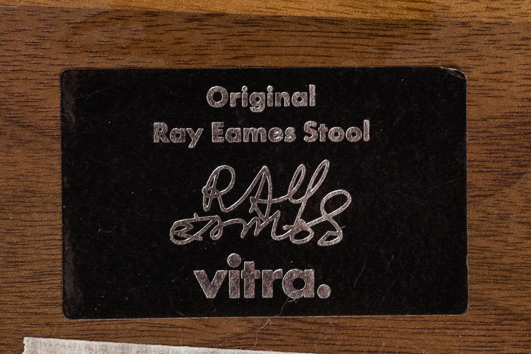 Charles & Ray Eames, "One Time Life" pall, valnöt, Vitra.