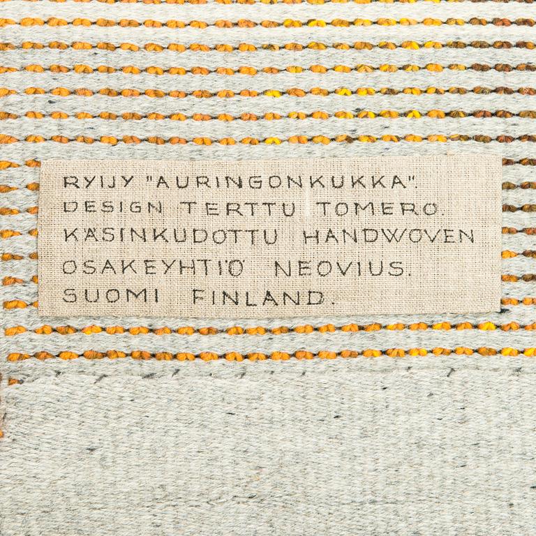 Terttu Tomero, rya, "Solros" för Neovius.