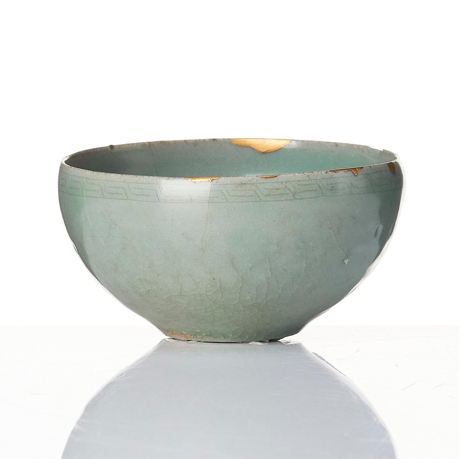 Skål, s.k. bulb bowl, Korea, Koryo (918-1392).