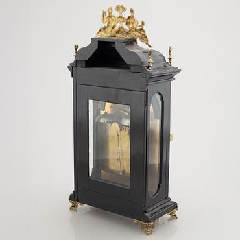 An Austrian mantle clock. by Franz Weiskopf, Vienna, from around the year 1800.