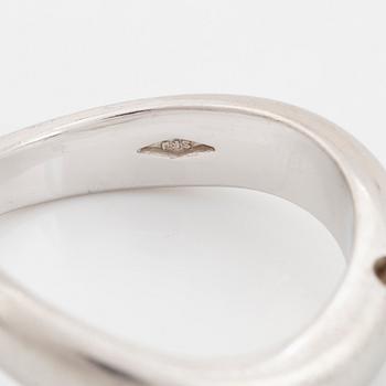Platinum and brilliant cut diamond ring.