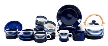 7. A SET WITH 22 PIECES OF TEA SERVICE,
