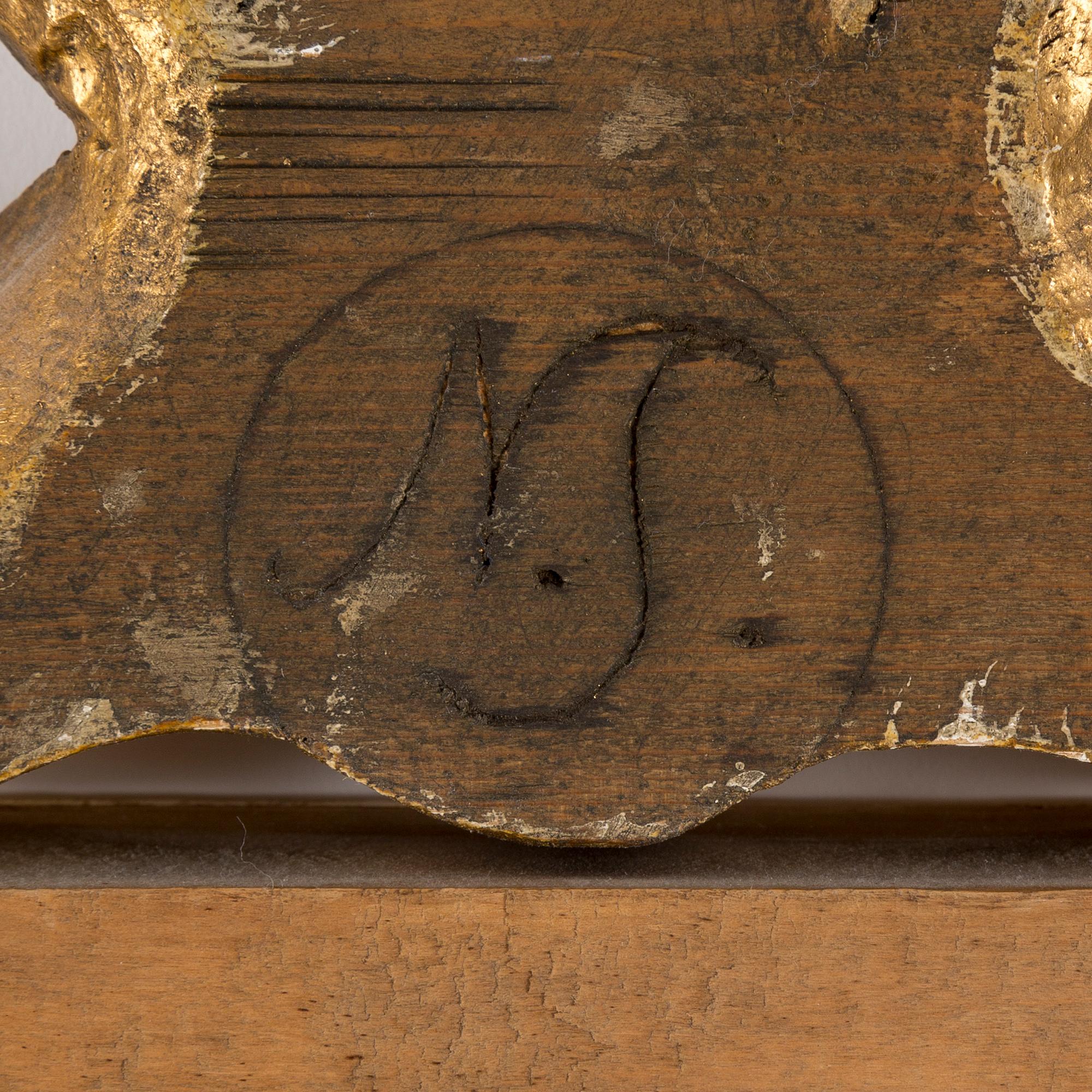 SPEGEL, gustaviansk stil, tidigt 1900-tal. Märkt NS på krönets baksida.