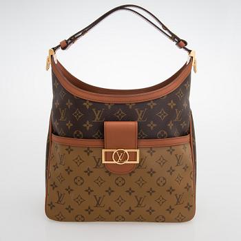 Louis Vuitton, A Monogram 'Hobo Dauphine MM' Bag.