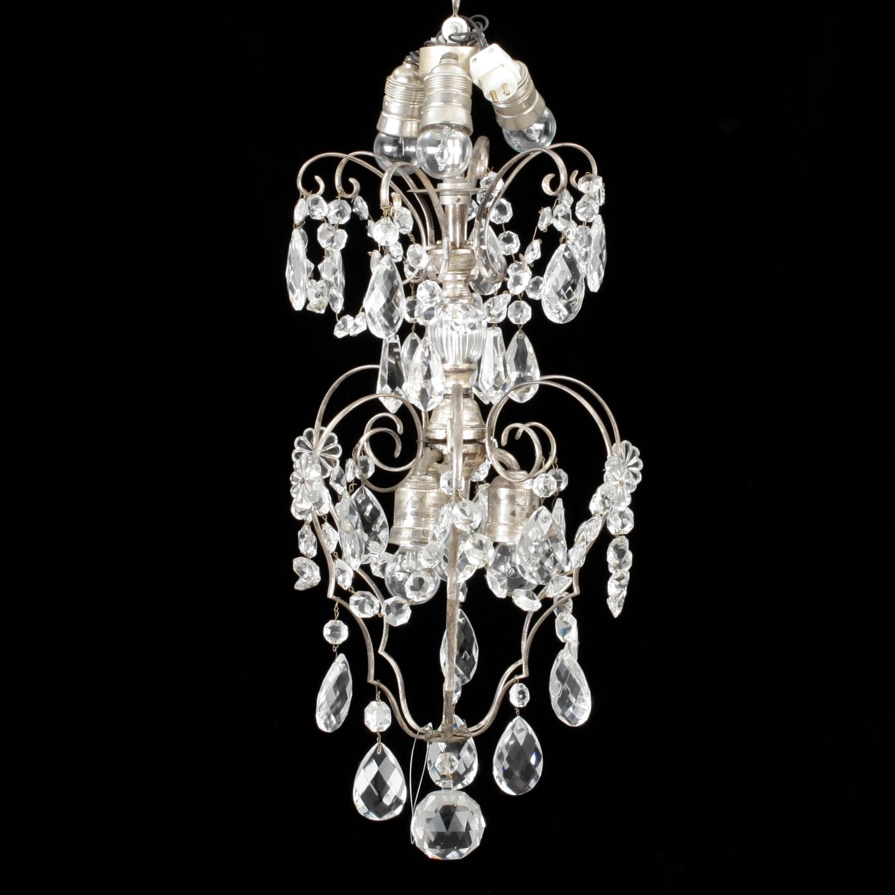 LJUSKRONA, 1900-tal. Höjd ca 73 cm.