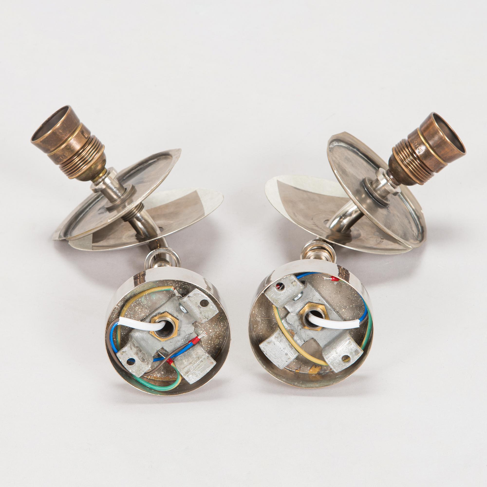 Paavo Tynell, a pair of 1930s '7239' wall lights for Taito.