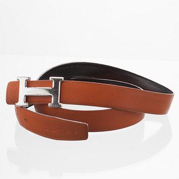 BÄLTE, Hermès.
