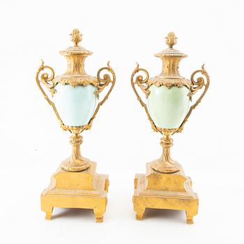 Bordsgarnityr 3 dlr Louis XVI-stil 1900-talets början.