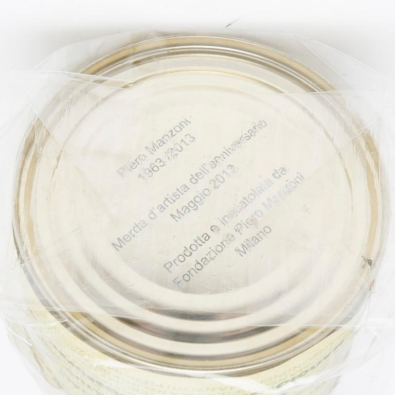 Piero Manzoni, skulptur, "Artist's Shit", utgiven av Piero Manzoni Foundation, Italien, 2013.