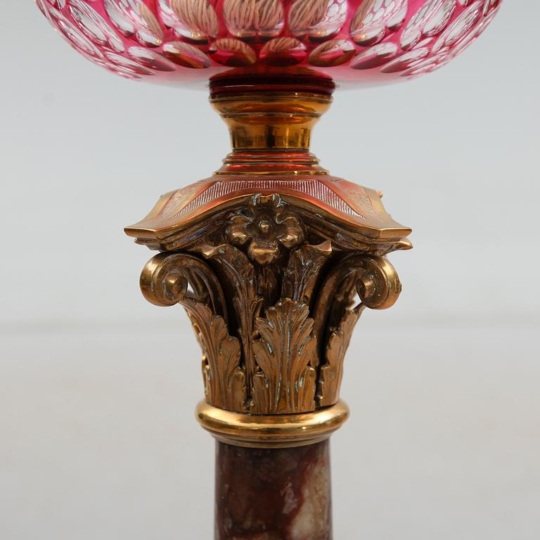 BORDSFOTOGENLAMPA, marmor och mässing, 1800-/1900-tal.