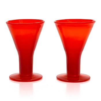 Kaj Franck, A set of 2 goblets 'Rosso', signed Kaj Franck Nuutajärvi Notsjö.