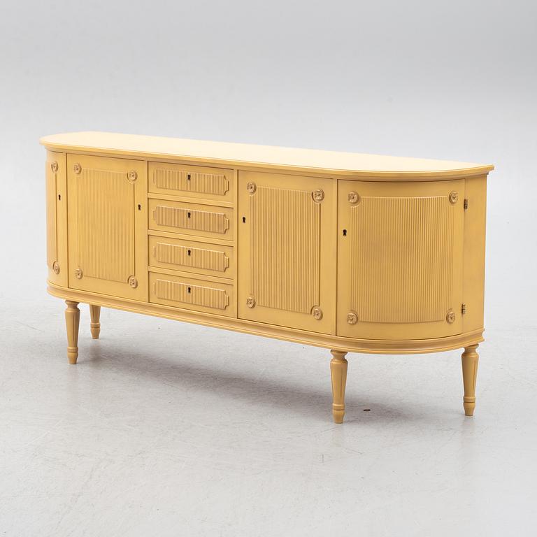 Sideboard, Gustavian style, second half of the 20th century.