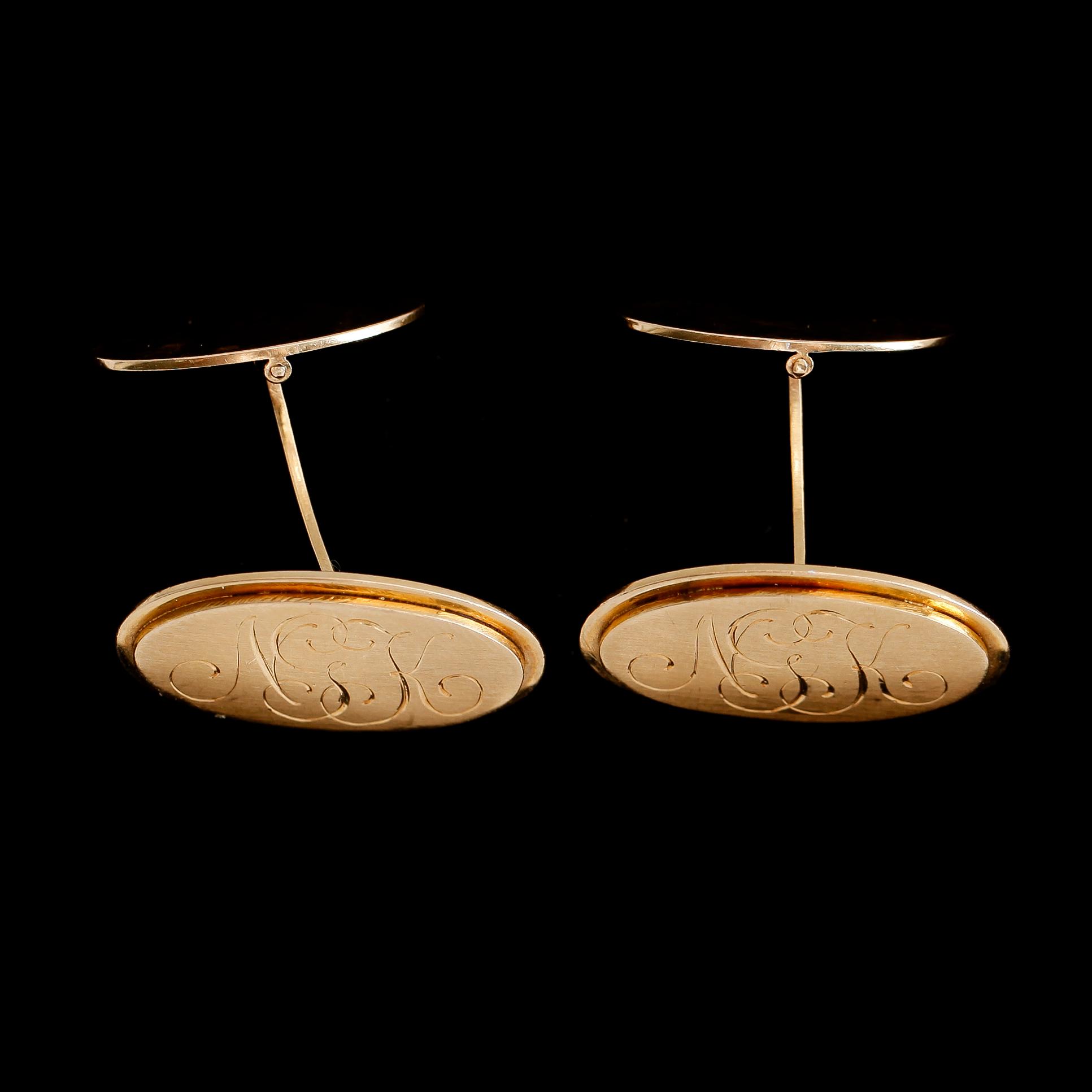 MANSCHETTKNAPPAR, 1 par, 18 k guld, svenska stämplar 1959. Vikt ca 14 g.