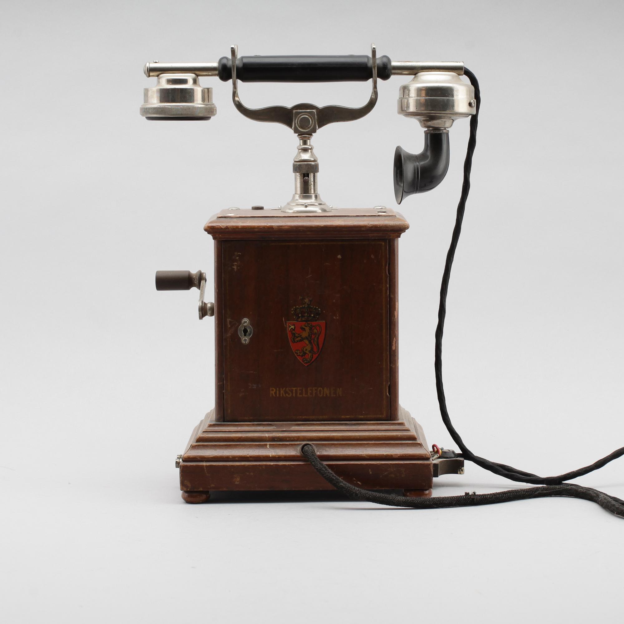 BORDSTELEFON, 1900-talets början.
