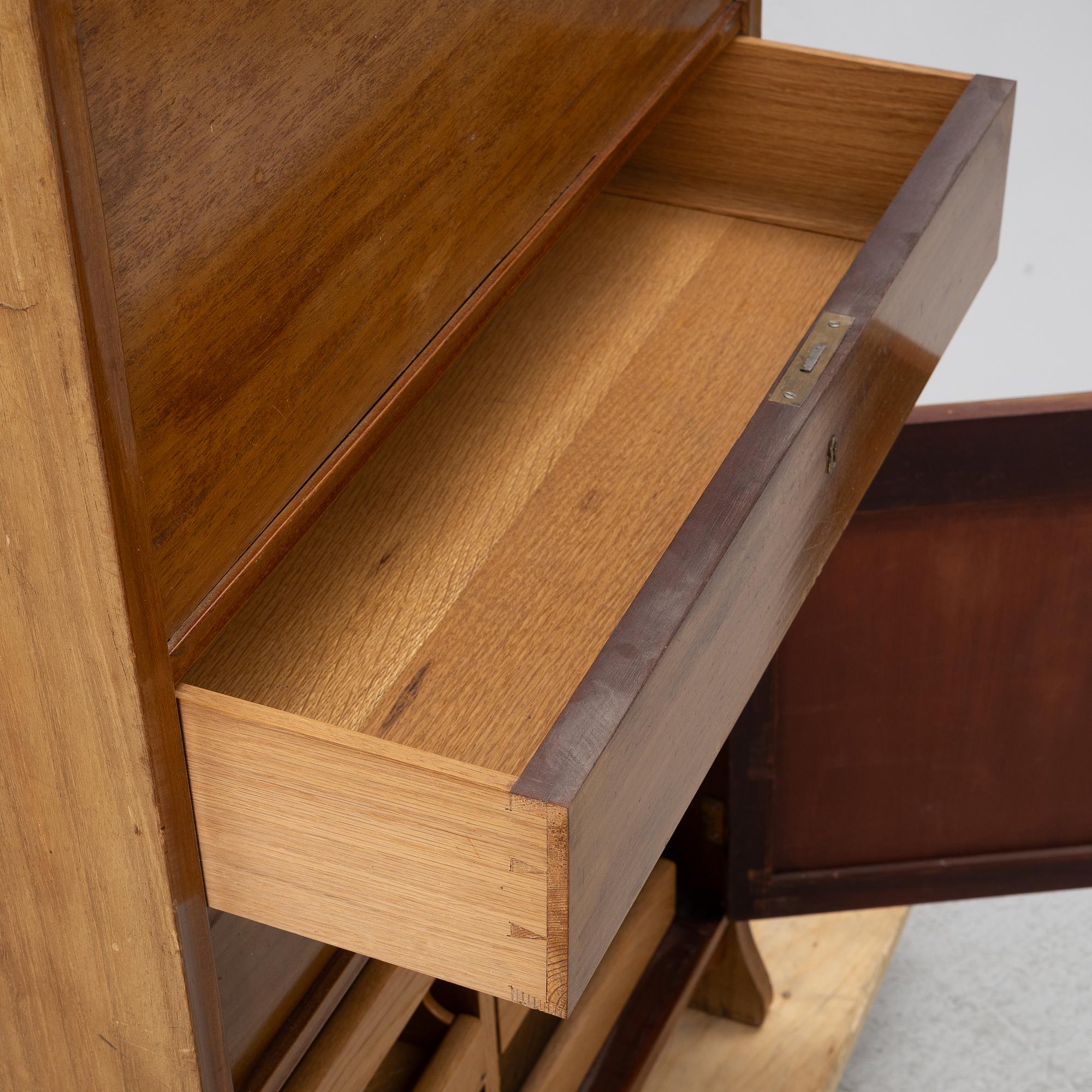 Secretary, Jugend, early 20th century.