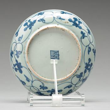 A set of nine blue and white dishes, Ming dynasty, Wanli (1572-1623).