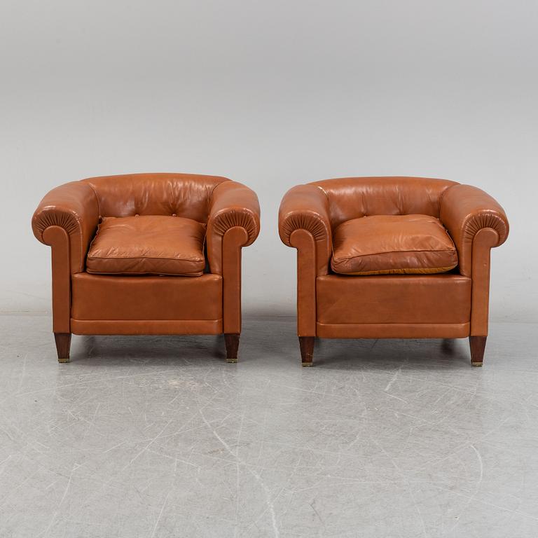 A pair of leather upholstered club chairs, 1930/40's.