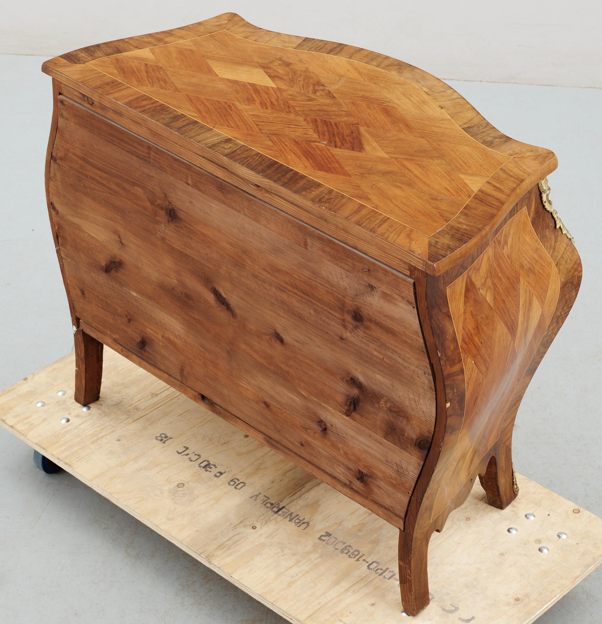 BYRÅ, rokokostil, 1900-talets början.