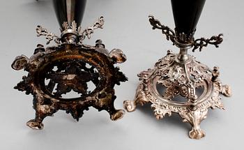 KANDELABRAR, 1 par, nysilver, sent 1800-tal.