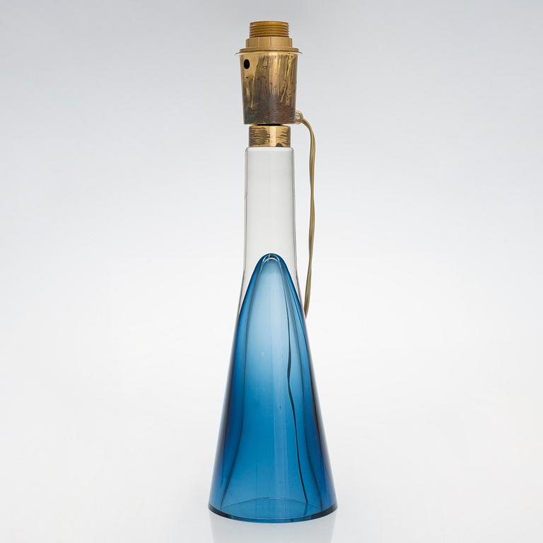 Lisa Johansson-Pape, A mid-20th century '40-013' 'Lady' table lamp for Stockmann Orno.