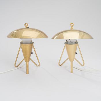 SET OF TWO WALL LAMPS. Manufactured by Itsu, 1960s.