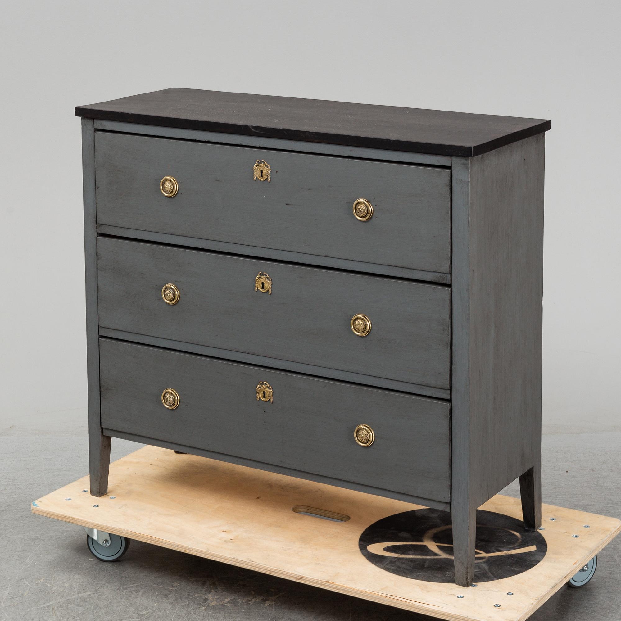 A chest of drawers from the first half of the 20th century.