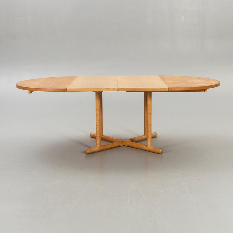 Kurt Østervig, Dining table for Jason Möbler, Denmark.