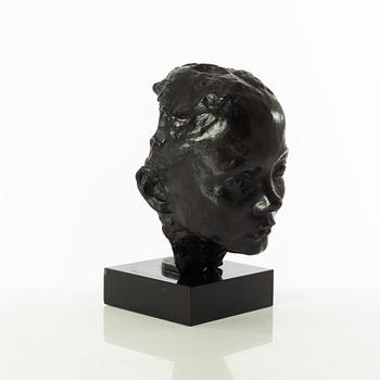 Gudmar Olovson, sculpture. Signed. Numbered. Foundry mark. Bronze, total height 26 cm, length 19 cm.