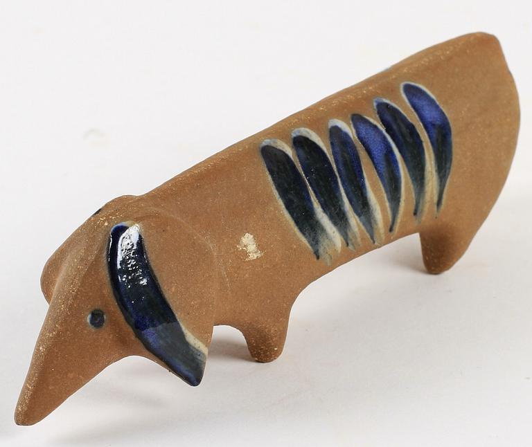 FIGURINER, 4 st samt PLAKETT, keramik, Lisa Larson, Gustavsberg.