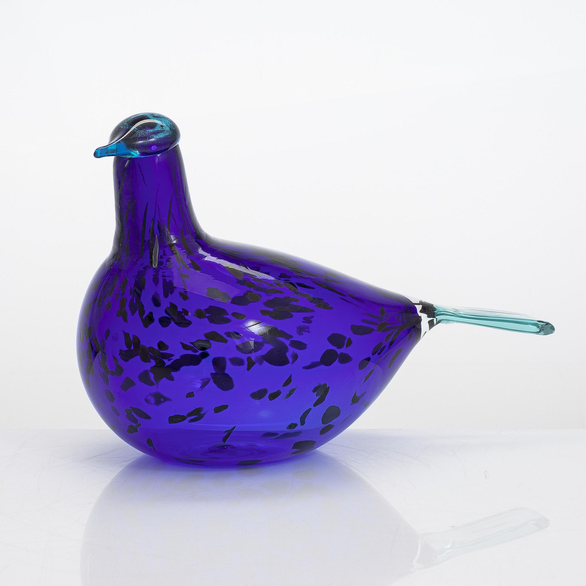 Oiva Toikka, glass bird, signed O. Toikka Iittala, Vantaa - Vanda. Year 2002.